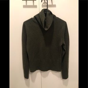 Daniel Bishop sweater